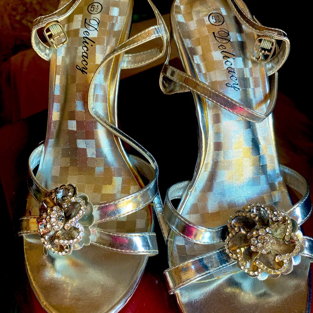 Sandals used only time